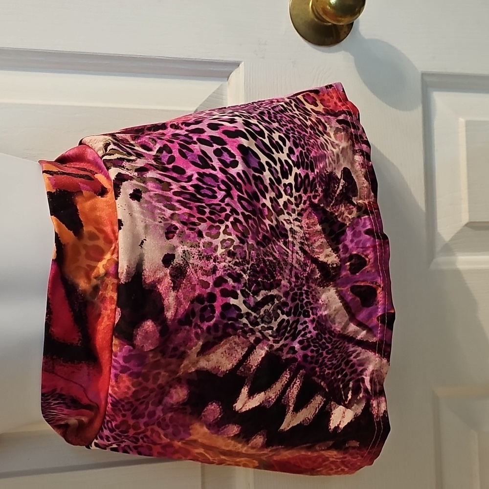 VENUS Animal Print Pink and Black Bikini Top And Swim Skirt Bottom - Picture 4 of 11